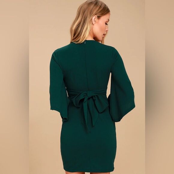 Lulu’s Glimpse Of Glamour Bell Sleeve Dress NEW Forrest Green - Picture 5 of 9
